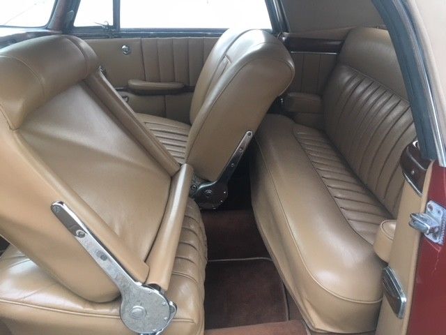 1961 light red Mercedes-Benz 220SE