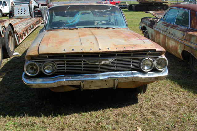 1961 Brown Chevrolet Bel Air/150/210 Sedan
