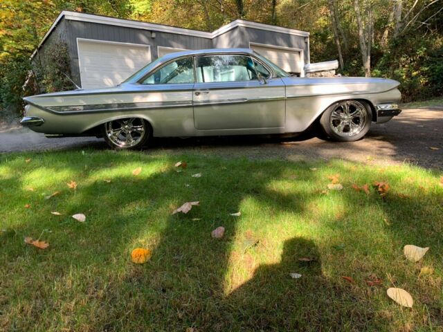 1961 Silver pearl Chevrolet SS 2 door