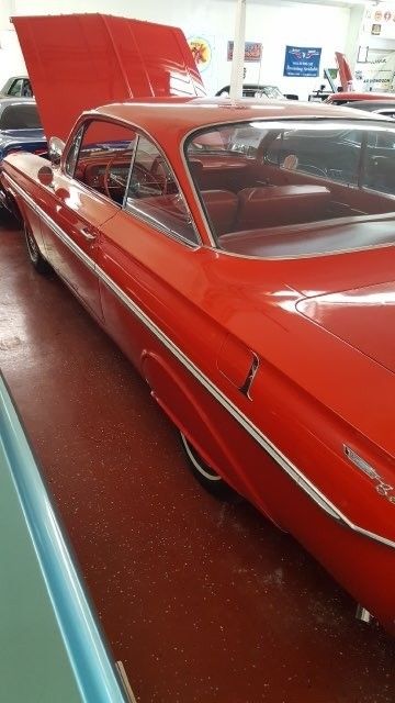 1961 Red Chevrolet Bel Air/150/210 Bubble Top