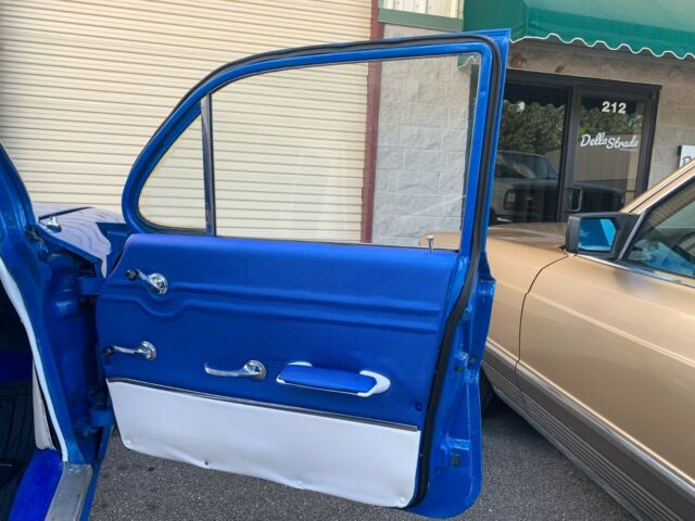 1961 Blue Chevrolet Bel Air/150/210 Sedan