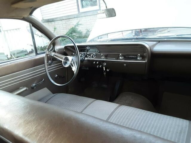 1961 Gold Chevrolet Bel Air/150/210 Sedan