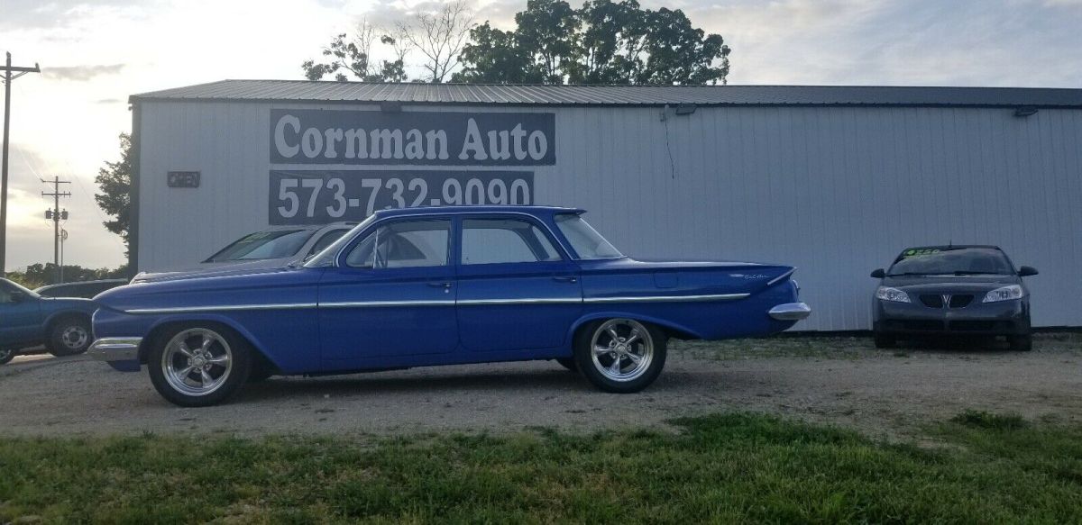 1961 Blue Chevrolet Bel Air Sedan