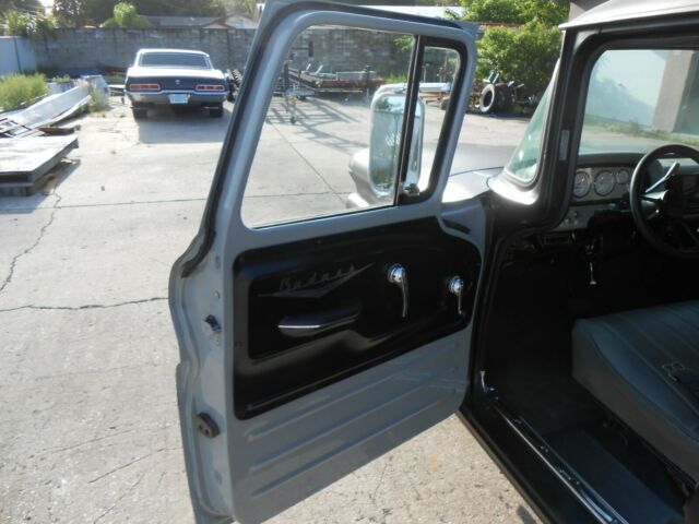 1961 Chevrolet Suburban