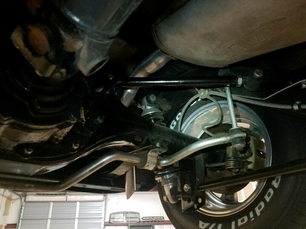 1961 Maroon/White Chevrolet Corvette Hardtop/Convertible