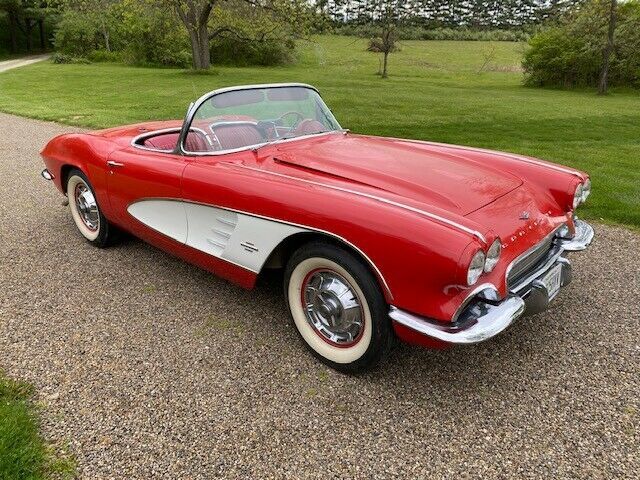 1961 Chevrolet Corvette Convertible