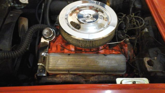 1961 Red & White two tone Chevrolet Corvette Convertible