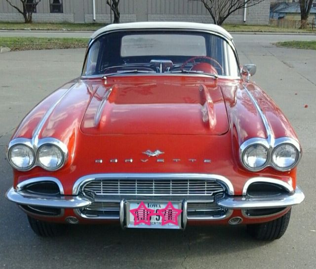 1961 Red & White two tone Chevrolet Corvette Convertible