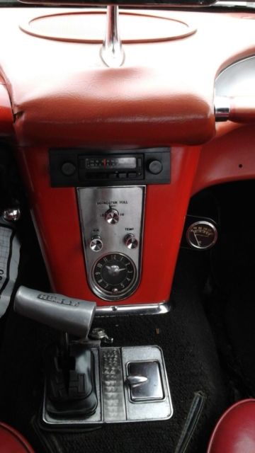 1961 Red & White two tone Chevrolet Corvette Convertible