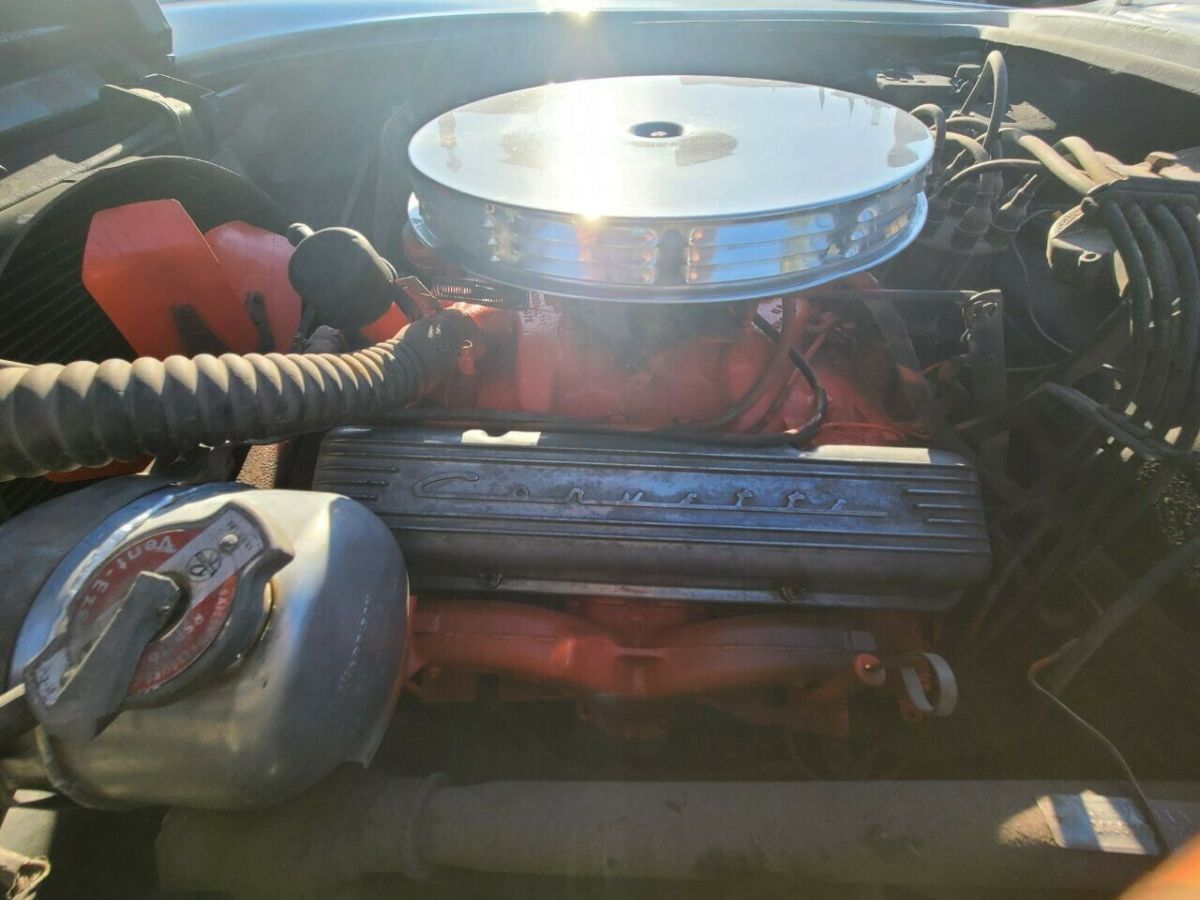 1961 White Chevrolet Corvette