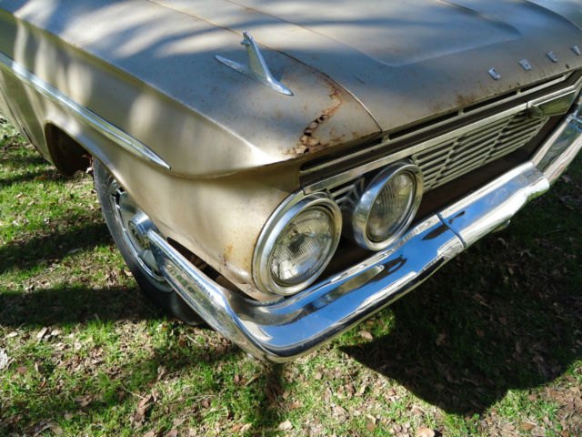 1961 Gold Chevrolet Impala Sedan