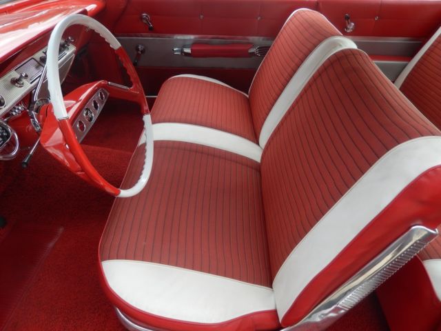 1961 Silver Chevrolet Impala Sedan