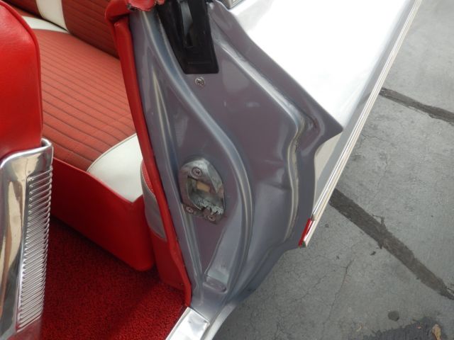 1961 Silver Chevrolet Impala Sedan