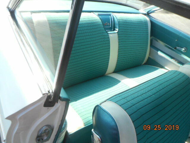 1961 White Chevrolet Impala Coupe