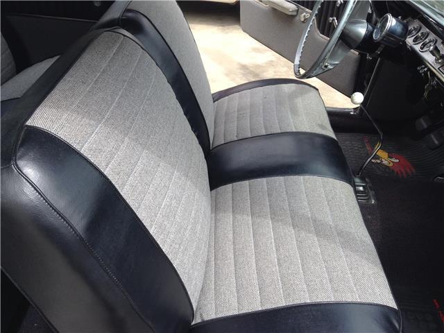 1961 Black Chevrolet Impala 2 DOOR