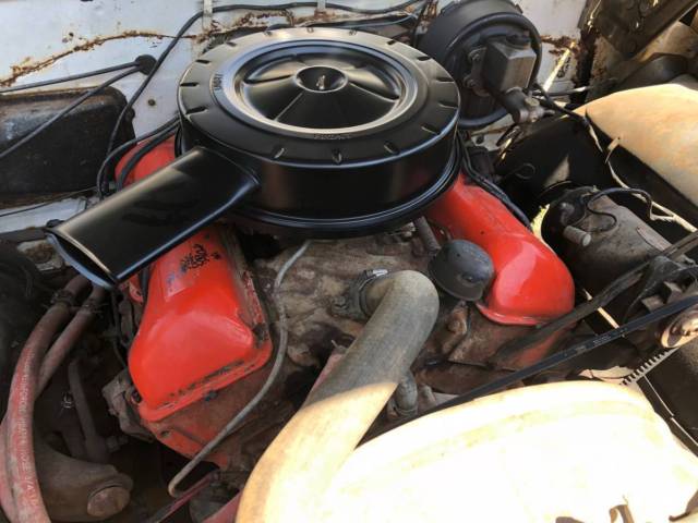 1961 White Chevrolet Impala Coupe