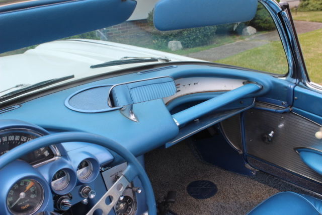 1961 White Chevrolet Corvette Convertible