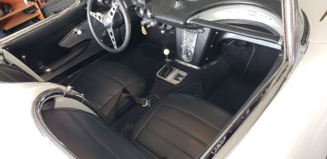 1961 White Chevrolet Corvette Convertible
