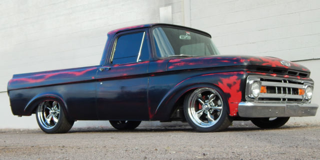 1961 BLACK/RED Ford F-100 PICKUP