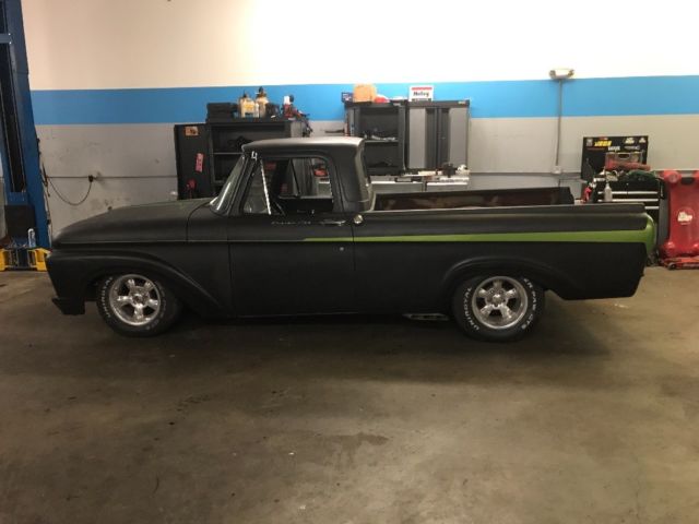 1961 Black Ford F-100