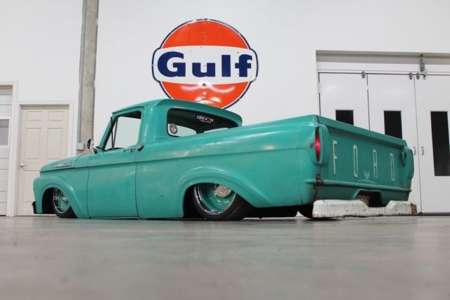 1961 Ford F-100 Pickup Truck