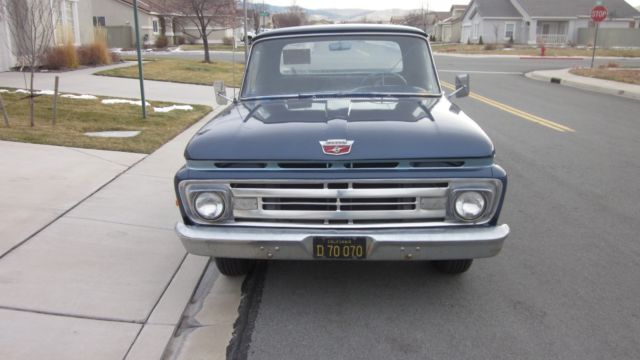 1961 Blue Ford F-100 unibody