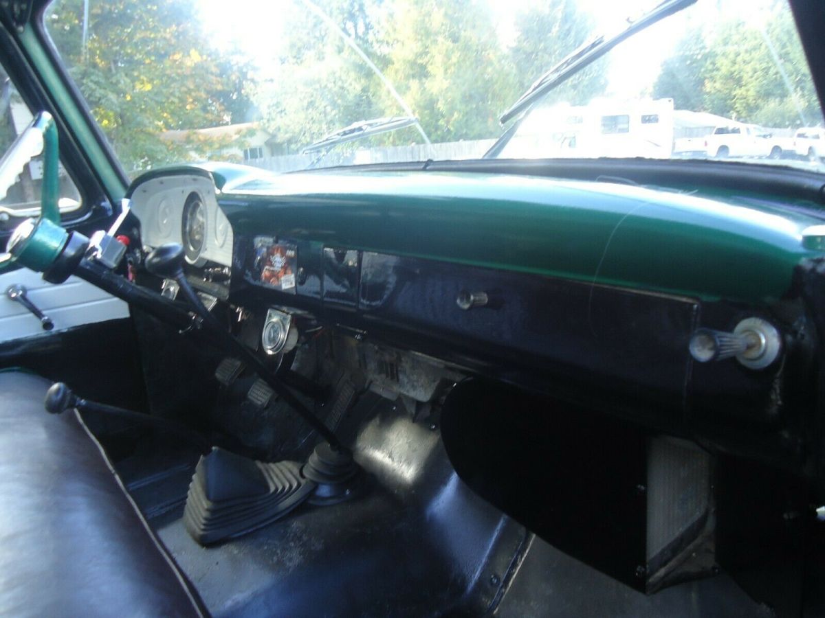 1961 Ford F-100 Standard Cab Pickup