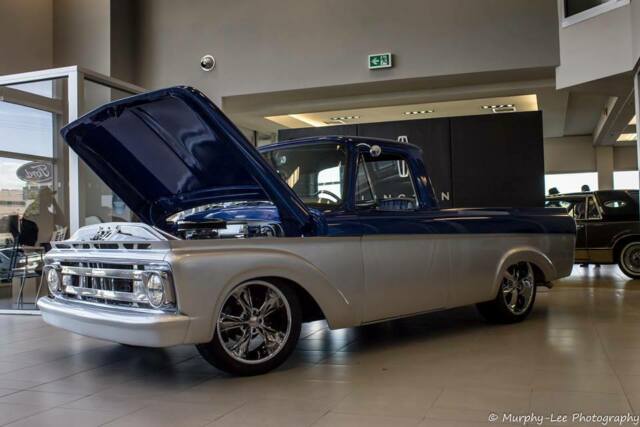 1961 UNIBODY Ford F-100 Standard Cab Pickup