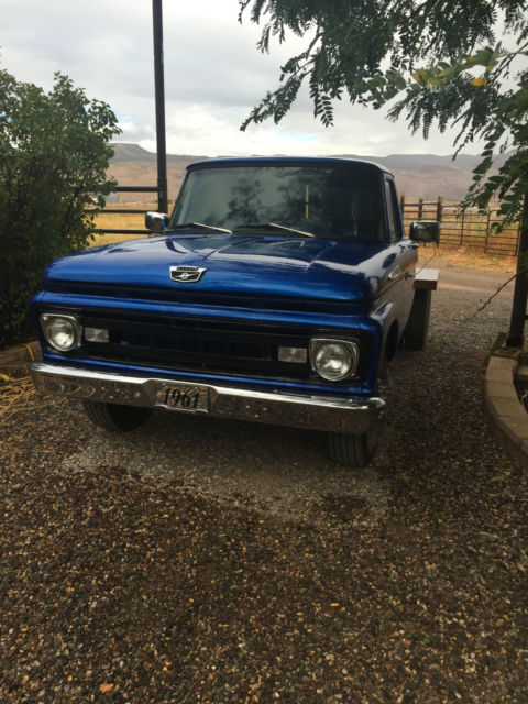 1961 Viper Pearl Blue Ford F-350 U/K