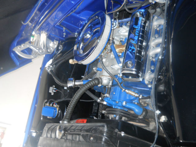 1961 Viper Pearl Blue Ford F-350 U/K