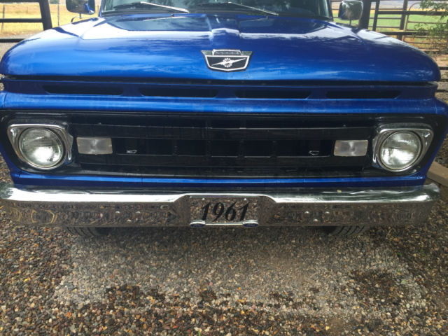 1961 Viper Pearl Blue Ford F-350 U/K