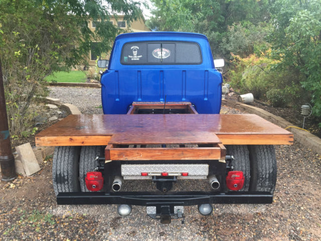 1961 Viper Pearl Blue Ford F-350 U/K