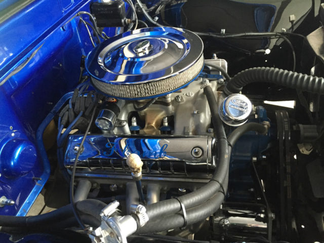 1961 Viper Pearl Blue Ford F-350 U/K