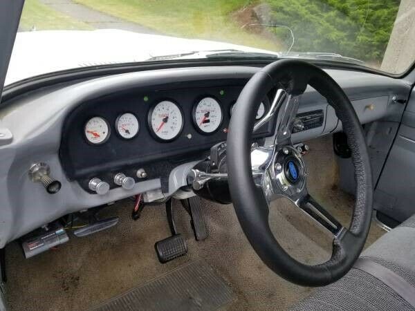 1961 Ford F-100 Standard Cab Pickup