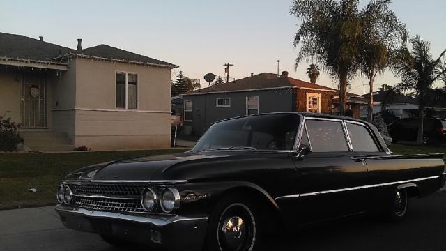 1961 Black Ford Fairlane U/K