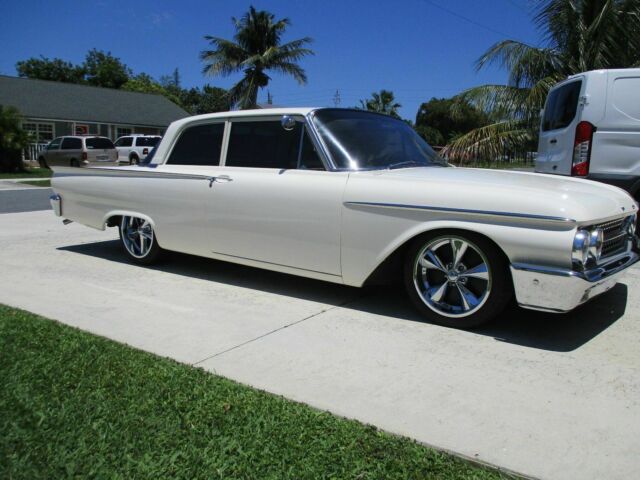 1961 White Ford Fairlane Sedan