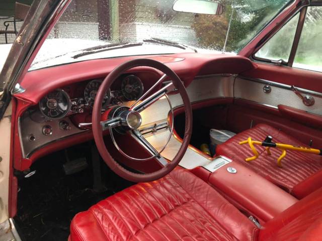 1961 White Ford Thunderbird Coupe