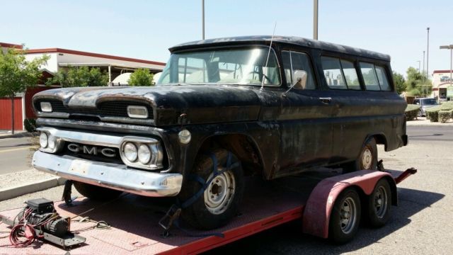 1961 GMC Suburban