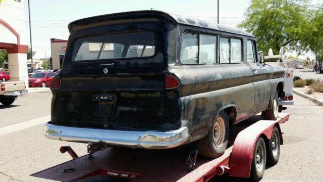1961 GMC Suburban