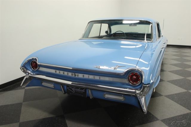 1961 Blue Oldsmobile Dynamic 88