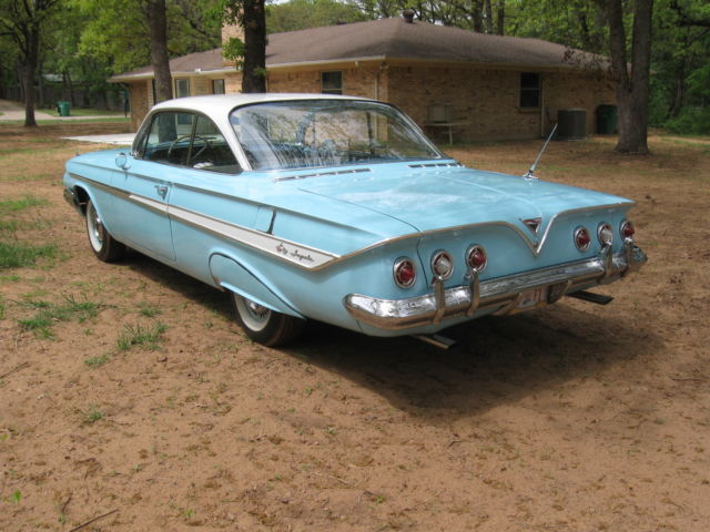 1961 Chevrolet Impala coupe