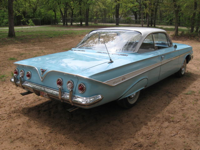 1961 Chevrolet Impala coupe