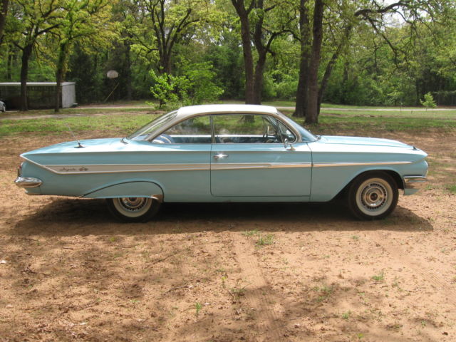 1961 Chevrolet Impala coupe