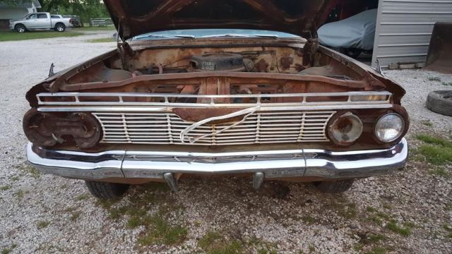 1961 Gold Chevrolet Impala