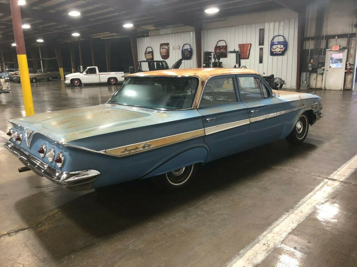 1961 Blue Chevrolet Impala Sedan