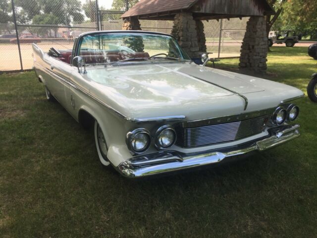 1961 Chrysler Imperial Convertible