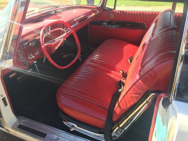 1961 Chrysler Imperial Convertible