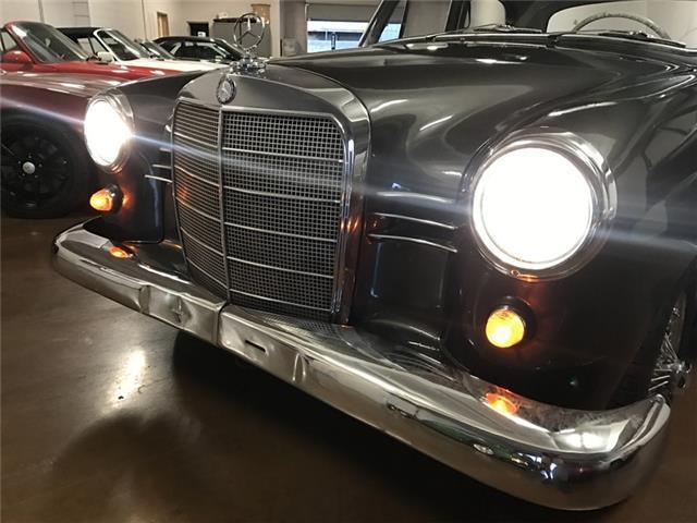 1961 Gray Mercedes-Benz 190 ponton 4 door sedan
