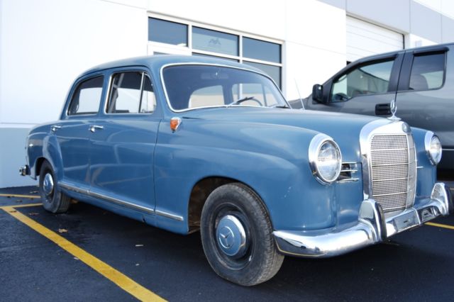 1961 Mercedes-Benz 200-Series