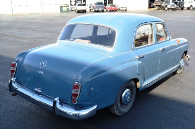 1961 Mercedes-Benz 200-Series